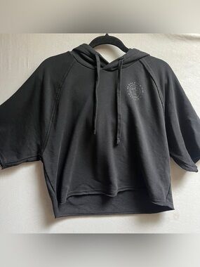 Gymshark Black Short Sleeve Cropped Pullover Hoodie Sweater Sz L